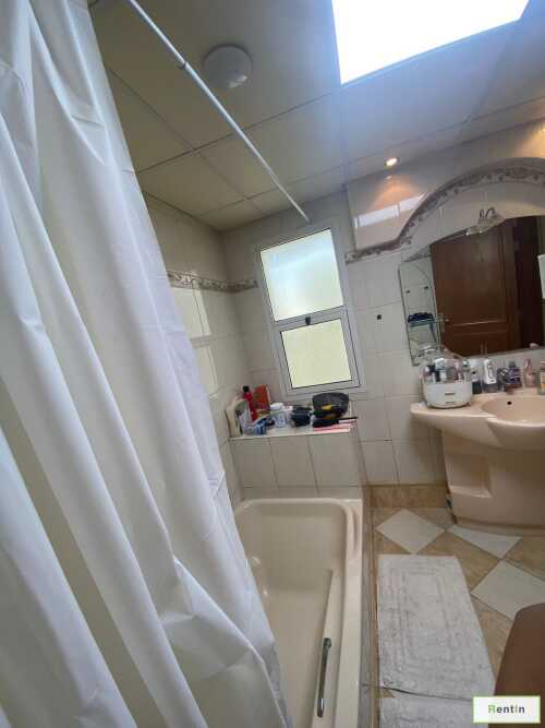 Room rent umm suqeim jumeirah dubai