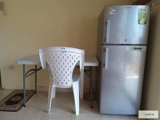 BED SPACE FOR LADIES / ROOM at 650/-