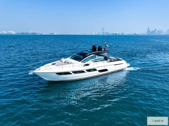 Pershing 5X Pearl White