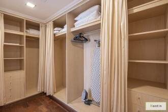 Luxurious 1BR in Palms with Private Beach Access