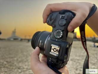 Camera rent in dubai Canon