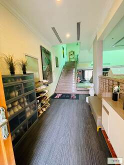 room/villa in dubai umm suqeim 2