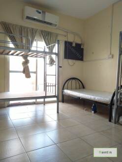 AVAILABLE LADIES BED SPACE/ FAMILY ROOM
