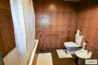 Fully Furnished 1BHK in Hamilton Residency