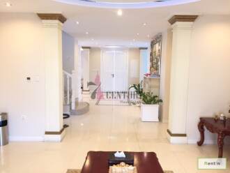 5 BR + Maid's+Driver's Room Villa | Falcon City