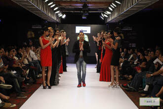 Fashion Show Ramp - #RF083