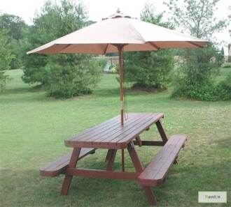 PICNIC TABLE WITH UMBRELLA