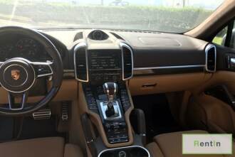 RENT PORSCHE CAYENNE GTS 2016IN DUBAI