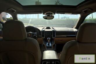 RENT PORSCHE CAYENNE GTS 2016IN DUBAI