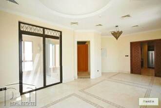Stunning Penthouse, Maids Room, Free A/C.