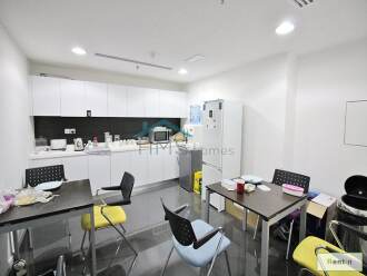 Fully Furnished| Reduced Price| 3 CHQS