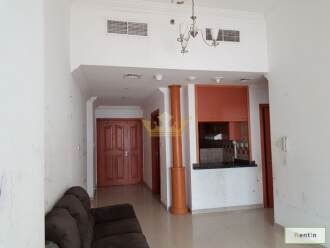 Dubai Marina Apartment Close to Metro