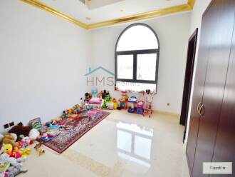 FULLY FURNISHED | Upgraded | Frond B