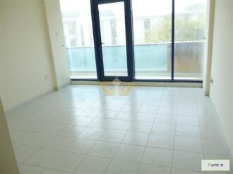 Spacious 2 bedroom at Al Mina Road for rent