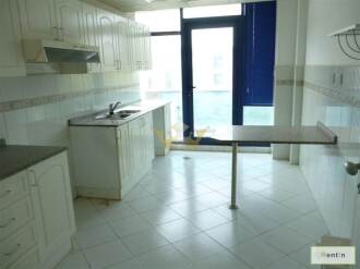 Spacious 2 bedroom at Al Mina Road for rent
