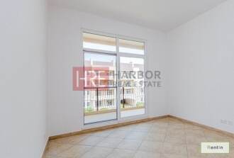 Vacant 2BR + Garden View Apt. in Motor City