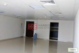 Full Lake View Fitted Office Space with Pantry