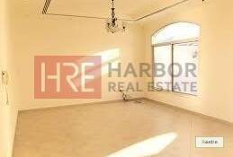 Large 3BR + Maid's Room at Emaar Villa in Marina.