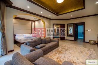 One Month Rent Free! 4 Cheques Negotiable