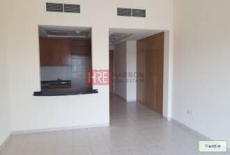 A Large Well-Maintained Studio in Discovery Gardens
