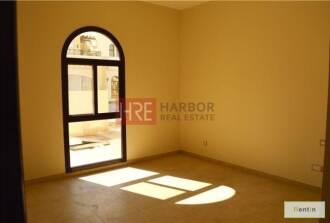 Price Negotiable - Single Row 4BR Park Facing