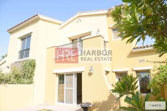 Single Row Type C,2 bedroom close to park