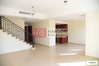 Single Row Type C,2 bedroom close to park
