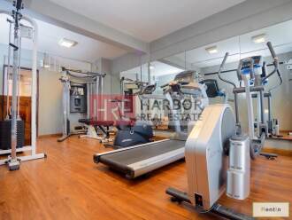 Fully Furnished Huge 1BR + Balcony