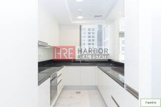 Spacious 3BR Apartment with Canal View