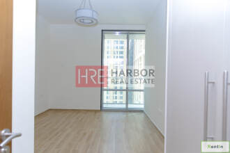 Spacious 3BR Apartment with Canal View