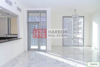 Spacious 3BR Apartment with Canal View