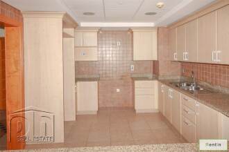LARGE 2 Bed F TYPE High Floor Beach Club
