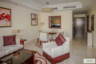REDUCED  Stunning Fully Furnished  1 BED