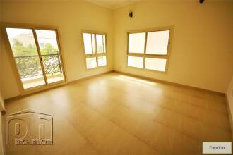 4 Bedroom Villa | 4 Cheques Accepted