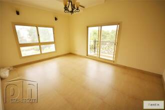 4 Bedroom Villa | 4 Cheques Accepted