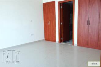 3 Bed Plus Maid, Very Quiet, Large space.
