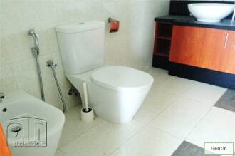 3 Bed Plus Maid, Very Quiet, Large space.