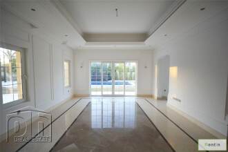 Vacant D Polo Home, Extended, Huge Plot.