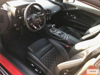Audi R8 V10 Plus