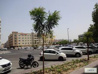 Prime Location Retail Shop in Karama, Near Burjuman
