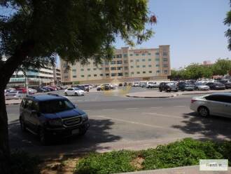 Prime Location Retail Shop in Karama, Near Burjuman