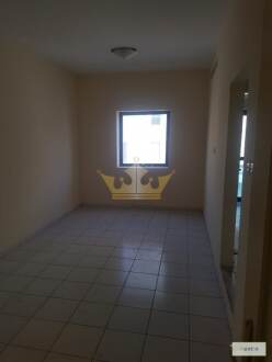 Near burjuman metro studio  45k/4 cheques