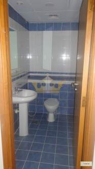 1BR With store and laundry room for 6 chques
