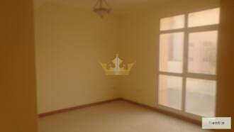 1BR With store and laundry room for 6 chques