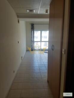 Studio in Prime Location, Oud Metha, Free AC Charges