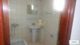 Big studio apartment at rolla street