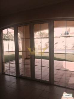 Jumeirah Park- Legacy Large Type Villa, 4Bedrooms+M