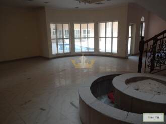 5 + Bedroom Villa available at Al Jaffiliya for rent