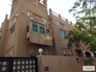 5 + Bedroom Villa available at Al Jaffiliya for rent
