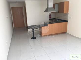 Beast Deal! Specious Studio | Fitted Kitchen
